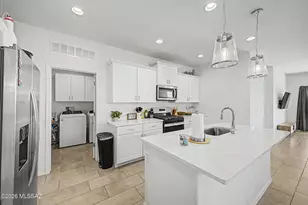 425 N Spring Flower Dr, Tucson, AZ 85748 - Photo 8