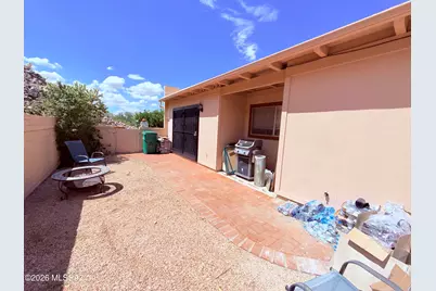 1093 W Calle Alhambra, Green Valley, AZ 85622 - Photo 10