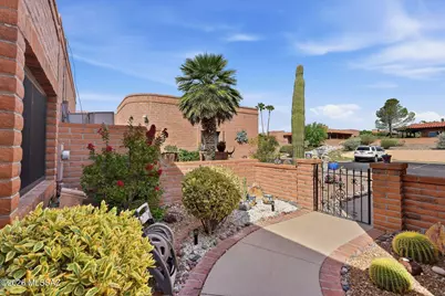 3395 S Placita Del Emblema N, Green Valley, AZ 85622 - Photo 4