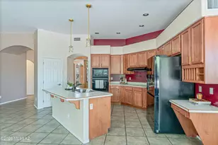 1662 W Silver Berry Pl, Oro Valley, AZ 85737 - Photo 4