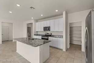 5497 W San Francisco Trl, Tucson, AZ 85742 - Photo 14