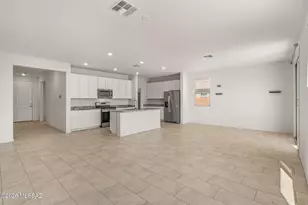 5497 W San Francisco Trl, Tucson, AZ 85742 - Photo 8