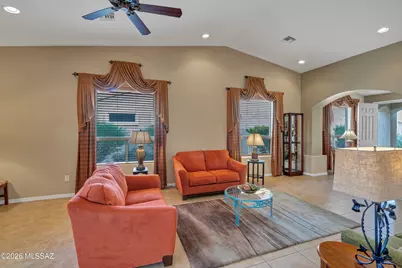 716 W Shadow Wood Street, Green Valley, AZ 85614 - Photo 16
