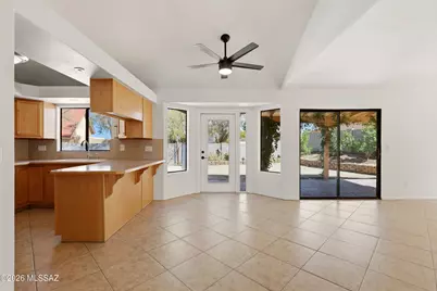 1094 W Bullion Place, Oro Valley, AZ 85737 - Photo 10