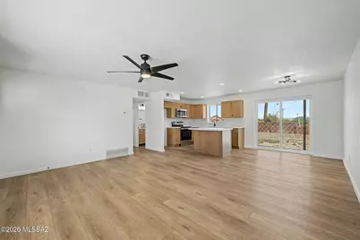 2042 W Copper Place, Tucson, AZ 85745 - Photo 6