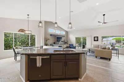 62870 E Amberwood Drive, Saddlebrooke, AZ 85739 - Photo 2