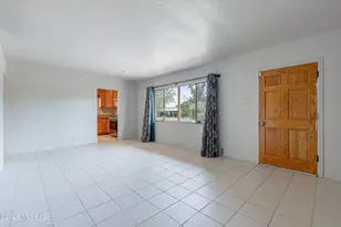 3958 E Louis Ln, Tucson, AZ 85712 - Photo 6