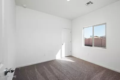 7287 W Cottage Farm Way, Tucson, AZ 85757 - Photo 12