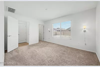 10561 W Waveland Drive, Marana, AZ 85653 - Photo 14