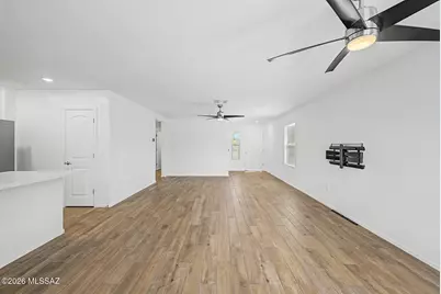 10561 W Waveland Drive, Marana, AZ 85653 - Photo 10