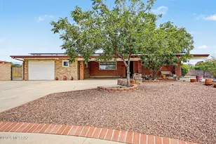 1601 S Prudence Rd, Tucson, AZ 85710 - Photo 2