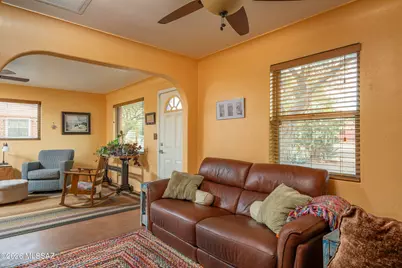 719 N Benton Avenue, Tucson, AZ 85711 - Photo 12