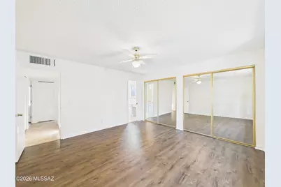 10051 E Watson Drive, Tucson, AZ 85730 - Photo 12