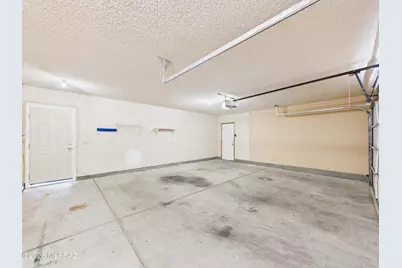10051 E Watson Drive, Tucson, AZ 85730 - Photo 30