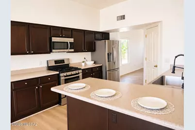 11012 N Divot Drive, Tucson, AZ 85737 - Photo 10