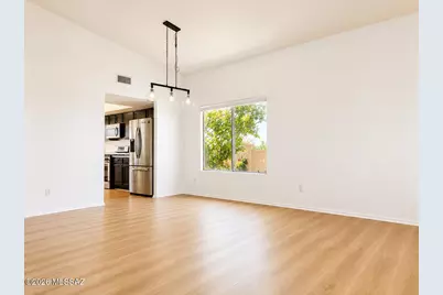 11012 N Divot Drive, Tucson, AZ 85737 - Photo 6