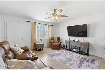 396 N Silverbell Road #A, Tucson, AZ 85745 - Photo 4
