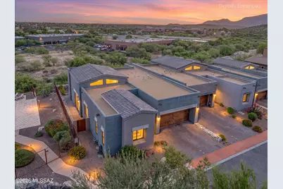 1721 E Vico Bella Luna, Oro Valley, AZ 85737 - Photo 12