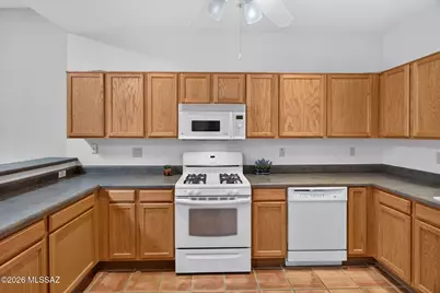 9300 N Moon View Place, Tucson, AZ 85742 - Photo 16