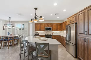 2371 E Skywalker Way, Green Valley, AZ 85614 - Photo 16
