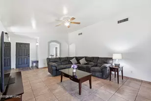 8358 E Bowline Rd, Tucson, AZ 85710 - Photo 14