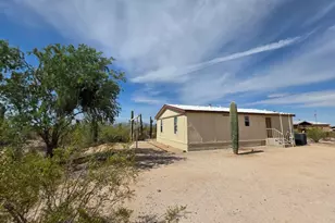 5606 W Twin Peaks Rd, Tucson, AZ 85742 - Photo 2