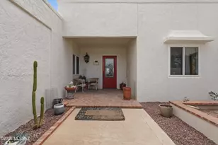 655 W Continental Rd, Green Valley, AZ 85622 - Photo 4