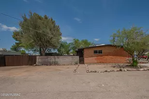 1501 N Benton Pl, Tucson, AZ 85712 - Photo 6