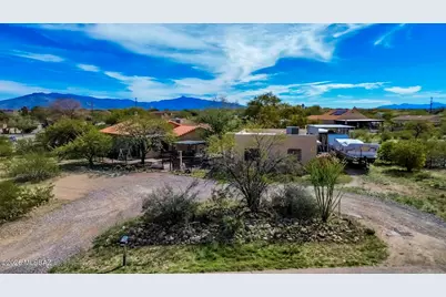 7963 S Farmhills Place, Tucson, AZ 85756 - Photo 2