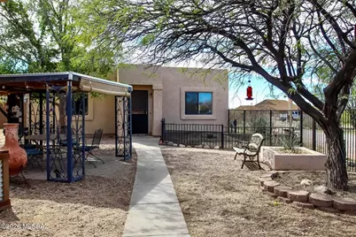 7963 S Farmhills Place, Tucson, AZ 85756 - Photo 8