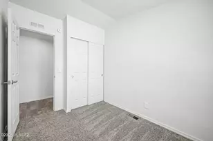 10325 S Brandywine Ln, Tucson, AZ 85736 - Photo 20