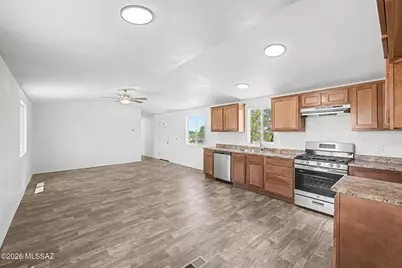 10325 S Brandywine Lane, Tucson, AZ 85736 - Photo 8