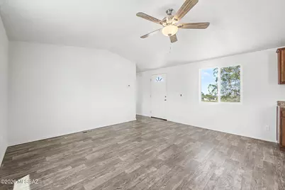 10325 S Brandywine Lane, Tucson, AZ 85736 - Photo 4