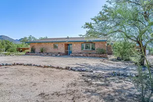 4200 N Gunpoint Dr, Tucson, AZ 85749 - Photo 2