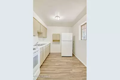 5653 E 28th Street, Tucson, AZ 85711 - Photo 6