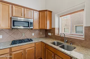 677 W Pizzicato Ln, Oro Valley, AZ 85737 - Photo 24