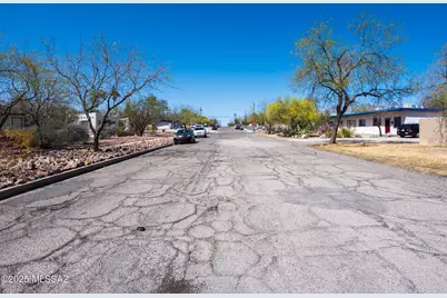 1315 N 2nd Avenue, Tucson, AZ 85705 - Photo 20