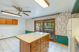 8000 E Hawthorne St, Tucson, AZ 85710 - Photo 20
