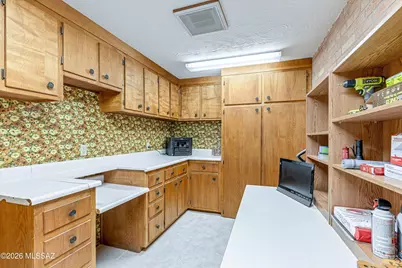 8000 E Hawthorne Street, Tucson, AZ 85710 - Photo 38