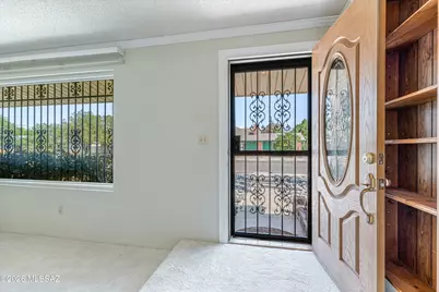 8000 E Hawthorne Street, Tucson, AZ 85710 - Photo 10
