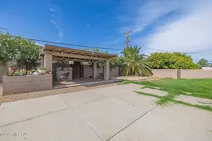 6102 E 35th St, Tucson, AZ 85711 - Photo 12