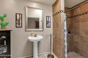 720 E Rudasill Rd, Tucson, AZ 85718 - Photo 24
