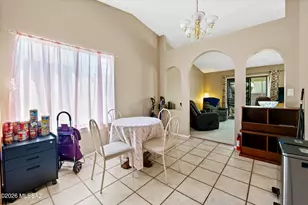 243 N Redcoat Ln, Tucson, AZ 85748 - Photo 10