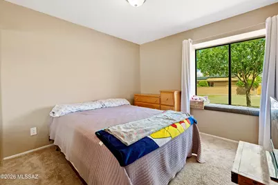 243 N Redcoat Lane, Tucson, AZ 85748 - Photo 16