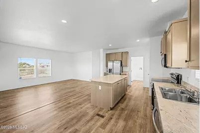15875 W El Tiro Road, Marana, AZ 85653 - Photo 12