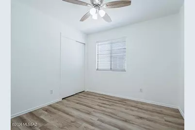 8065 N Surprise Drive, Tucson, AZ 85743 - Photo 20