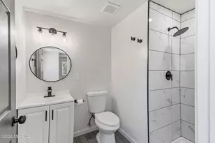 827 E Lester St, Tucson, AZ 85719 - Photo 4