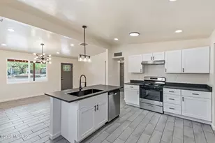 827 E Lester St, Tucson, AZ 85719 - Photo 14