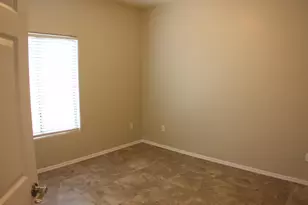 7591 E Majestic Palm Ln, Tucson, AZ 85756 - Photo 14