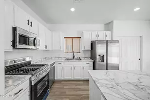 7806 S Hidden Places Loop, Tucson, AZ 85756 - Photo 14